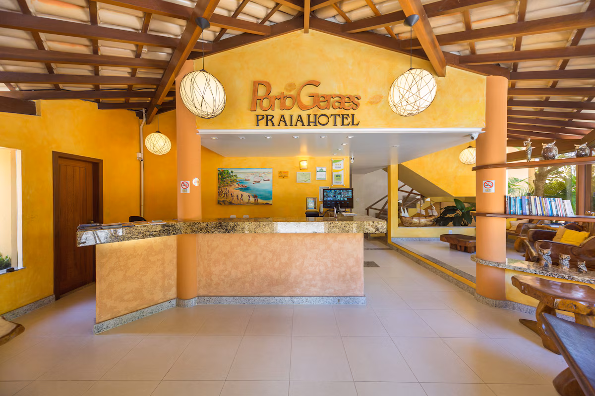 Entrada do Porto Geraes Praia Hotel